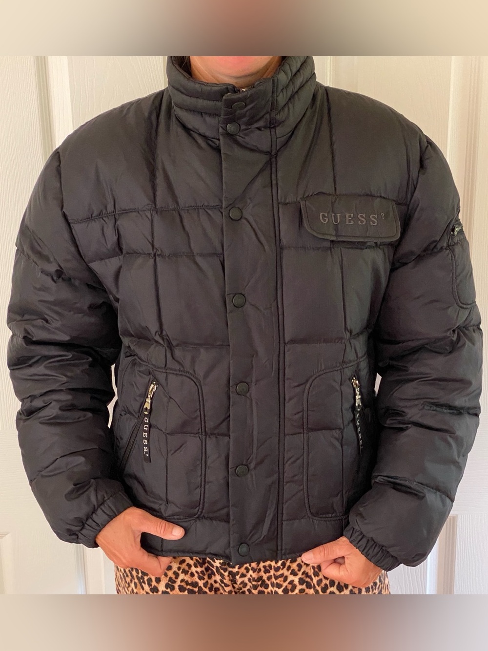 Vintage Y2K GUESS Black Puffer Jacket Down-filled Large